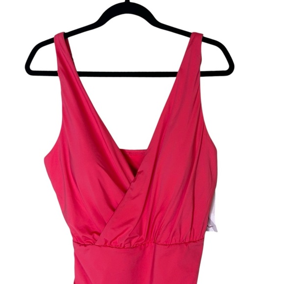 Jantzen Women's One Piece Swimsuit with Tummy Control- Size 14 - Picture 3 of 11